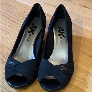 Black Anne Klein sport wedge